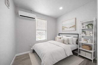 Building Photo - 2805 Church St