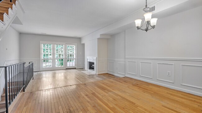 Building Photo - 4513 MacArthur Blvd NW