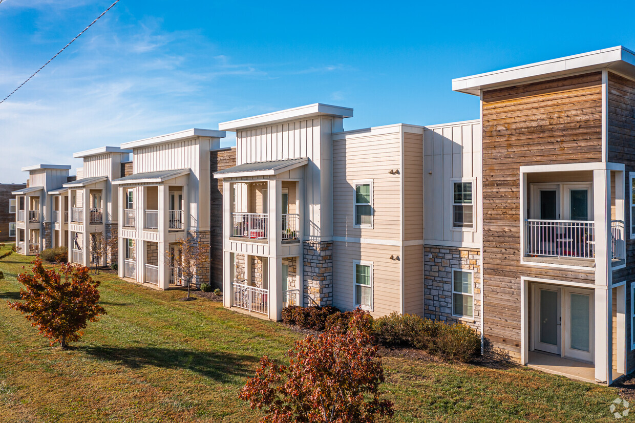 Primary Photo - Bauer Farms Apartments & Townhomes