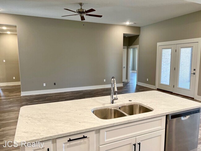 Building Photo - 3 br, 2 bath House - 4129 Lynx Ln