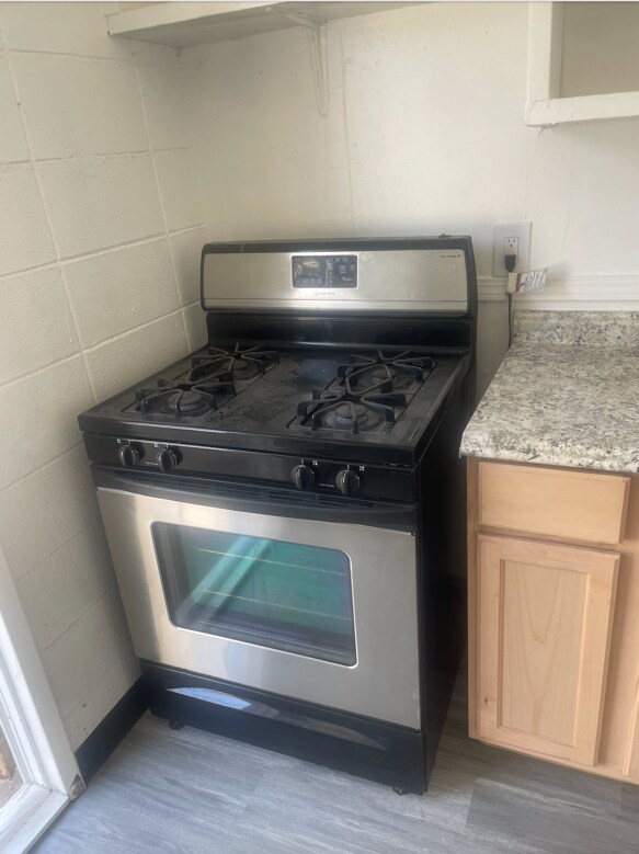 Foto del edificio - 11 E San Joaquin St