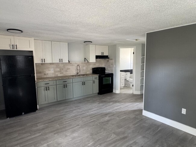 Photo - 13808 N 21st St Apartment