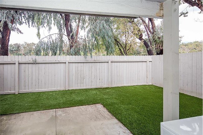 Building Photo - 26261 Las Flores
