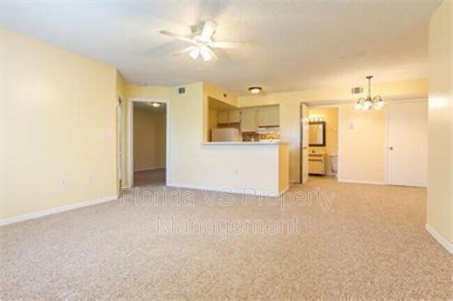 413 Fountainhead Cir Unit 131 photo'