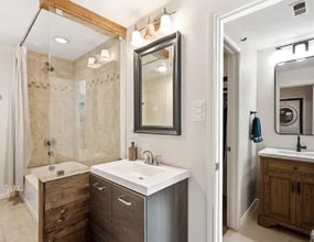 Building Photo - 1010 Allen St