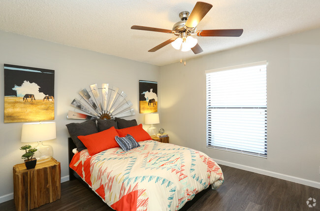 1BR-1BA 667sf Bedroom - The Ranch At Midland