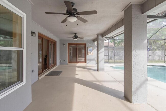 Building Photo - 8026 Steeplechase Blvd