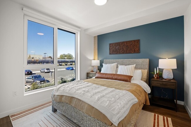 2BR, 2BA - 1082SF - Primary Bedroom - Riverfront Everett