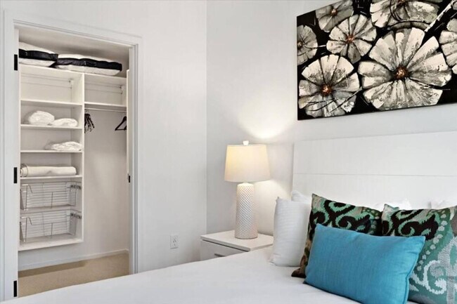 Foto del edificio - 345 Harrison Ave