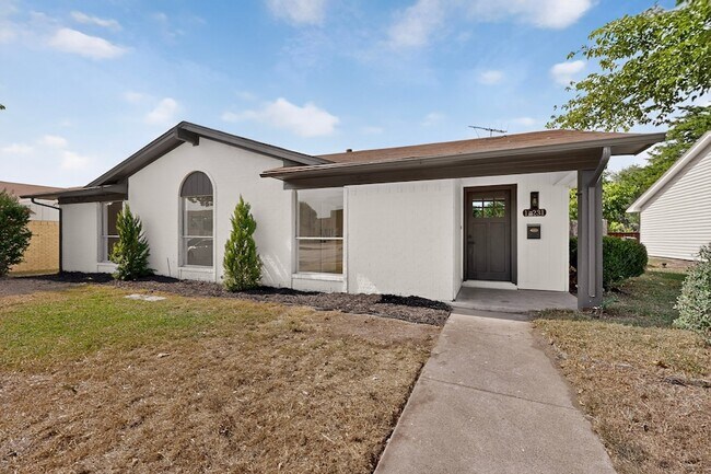 Building Photo - 11231 Pelican Dr