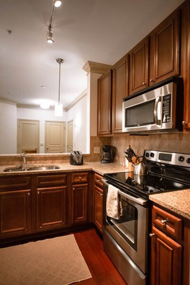 Foto del edificio - 2035 Renaissance Park Pl