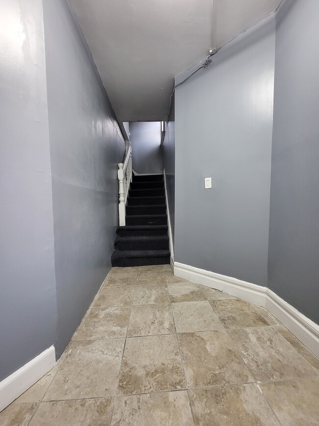 Entrance Foyer - 149 Sanford St
