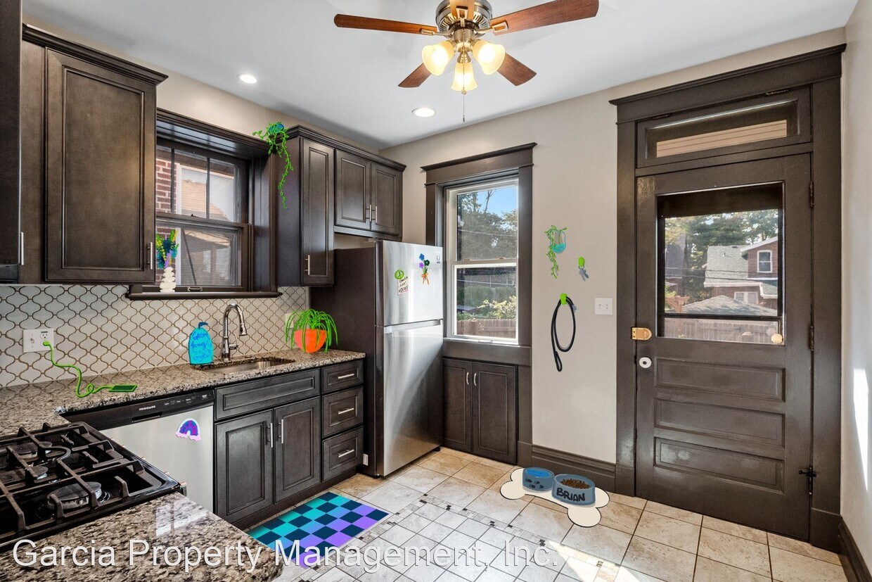 Primary Photo - 2 br, 2 bath House - 3928 Parker Ave