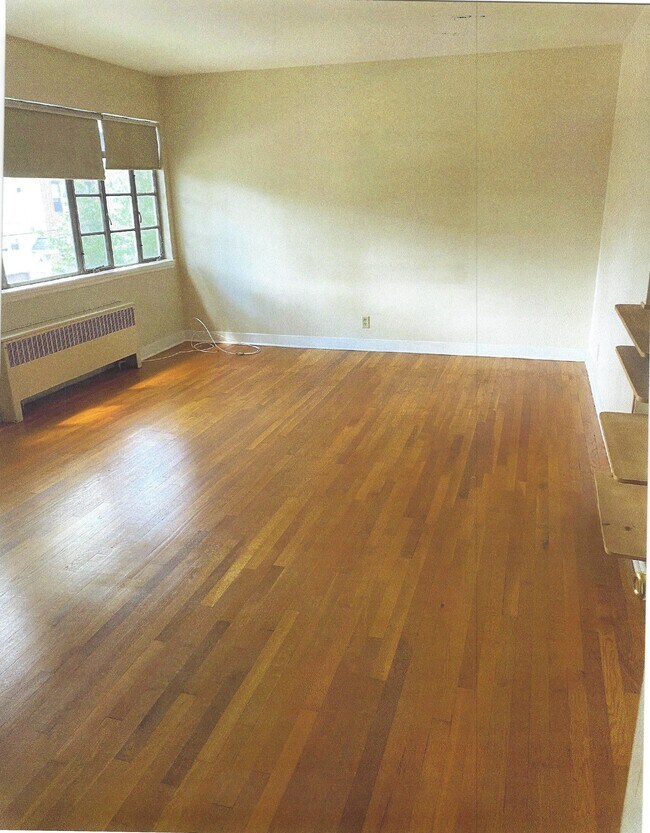 SALÓN GRANDE - 95 W 49th St