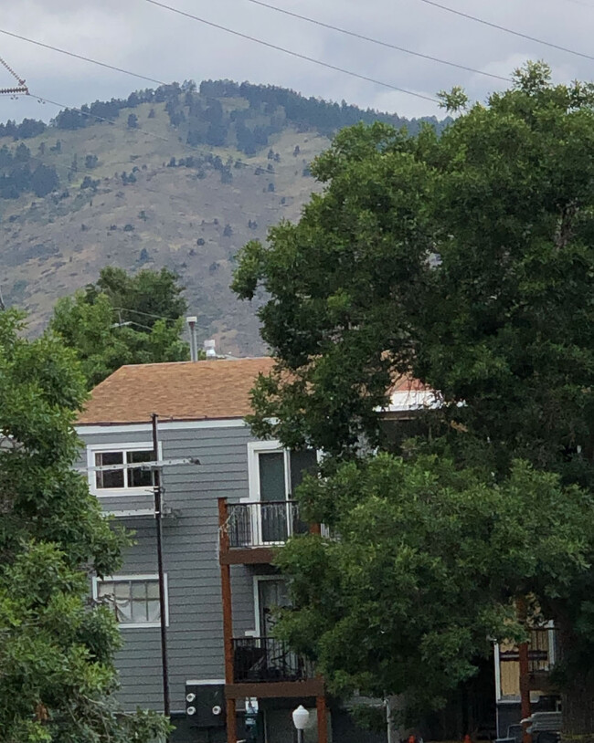 Beautiful Views - 16359 W 10th Ave