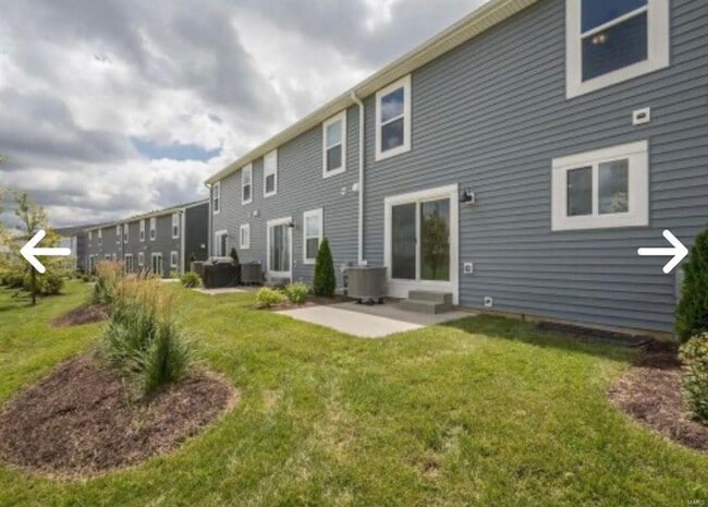 Foto del edificio - 60 Mora Blvd