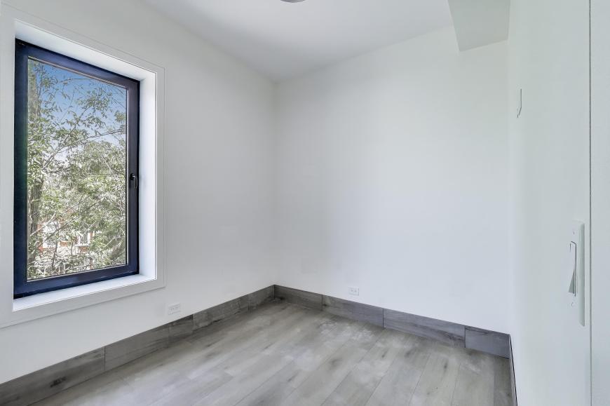 Foto principal - 2 bedroom in Chicago IL 60647