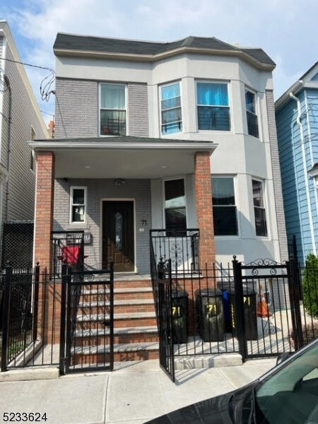 Foto del edificio - 71 Irving St