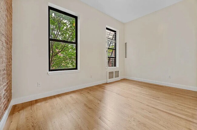 Foto del edificio - 63 East 125th Street