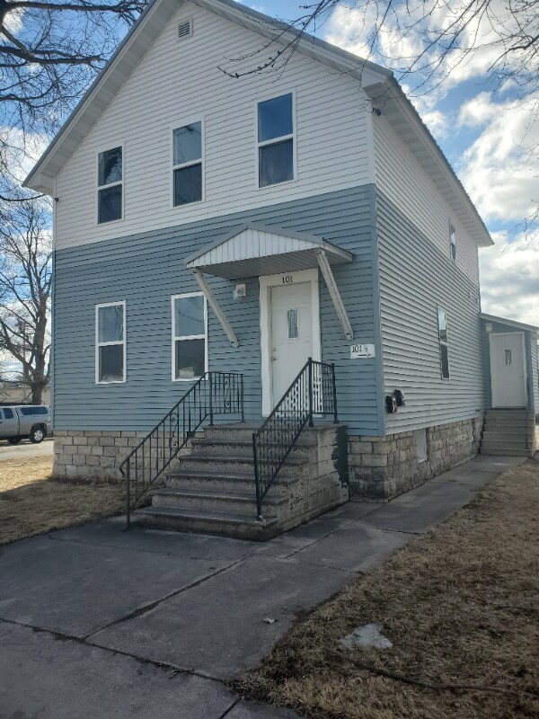 101 E Hosmer St, WI 54143 Room for Rent in WI