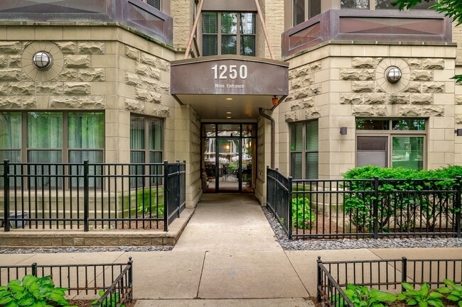 Building Photo - 1250 S Indiana Ave