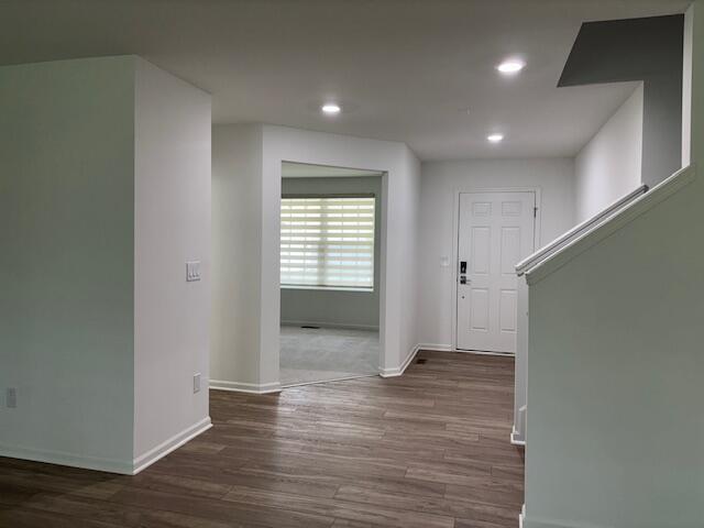 Foto del edificio - 9272 Hemlock Ln