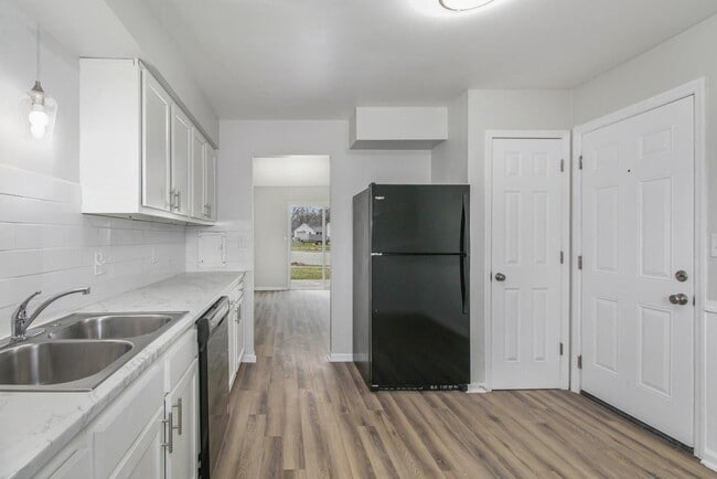 Foto del edificio - 4240 Norman Dr SE