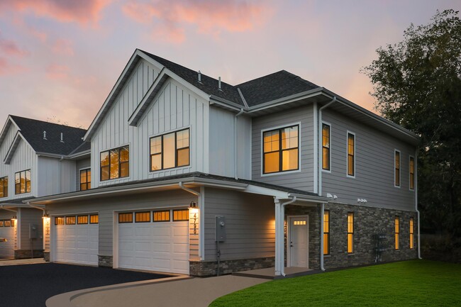 Building Photo - Ironwood Townhomes