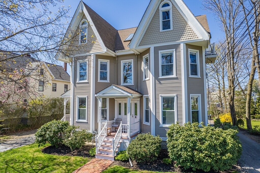 Primary Photo - 40 Chestnut St