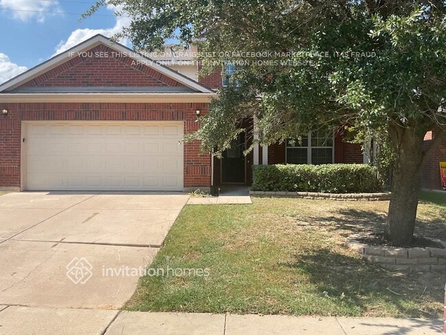 Building Photo - 15713 Landing Creek Ln