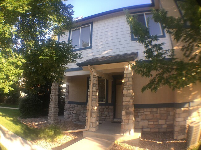 The front door - 2850 Kansas Dr Unit D