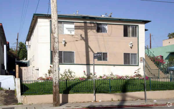 Building Photo - 549 N Hoover St
