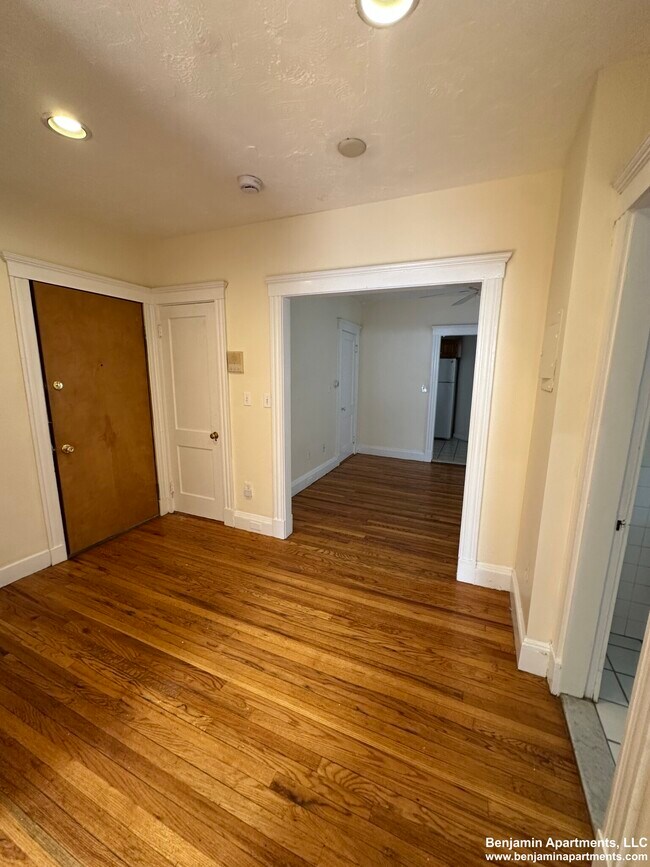 Foto del edificio - 239 Kelton St