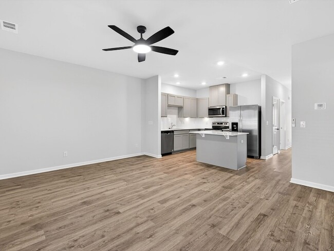 Building Photo - 1416 Walker Wy