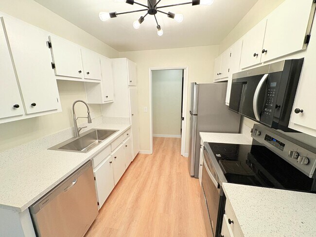 Foto del edificio - 8641 Lake Murray Blvd