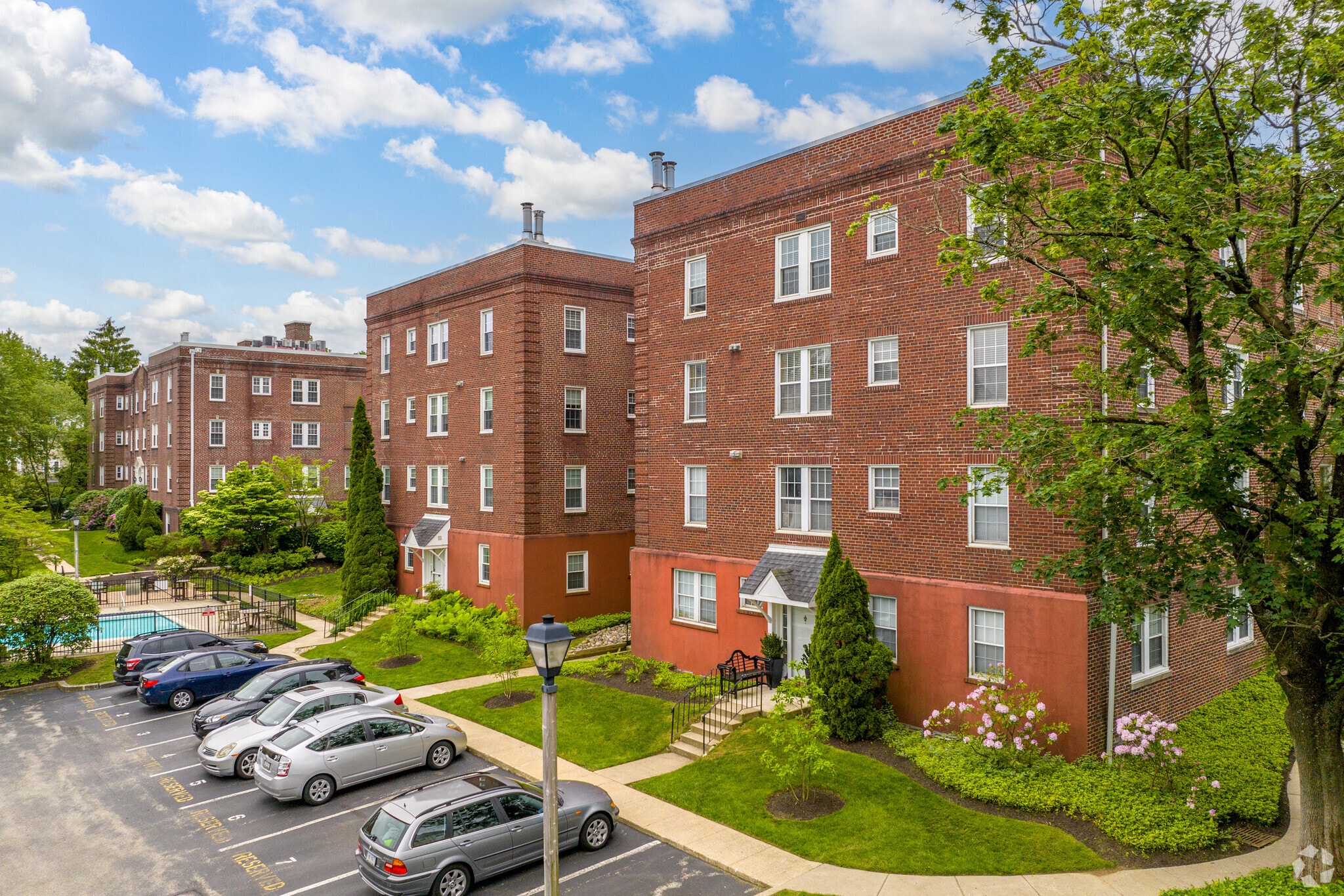 Hampshire at Haverford Condominiums
