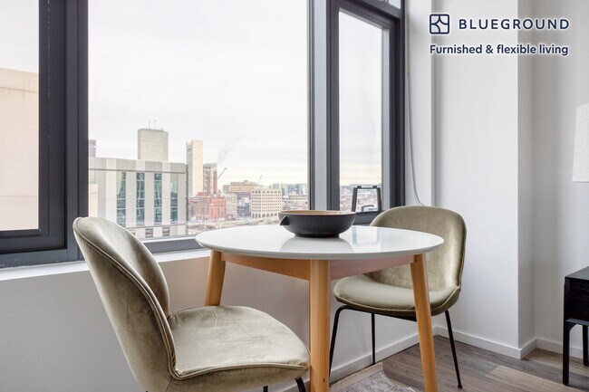 Foto del edificio - 345 Harrison Ave