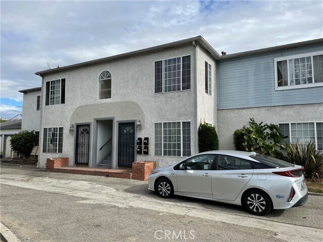 Building Photo - 1345 Anaheim St