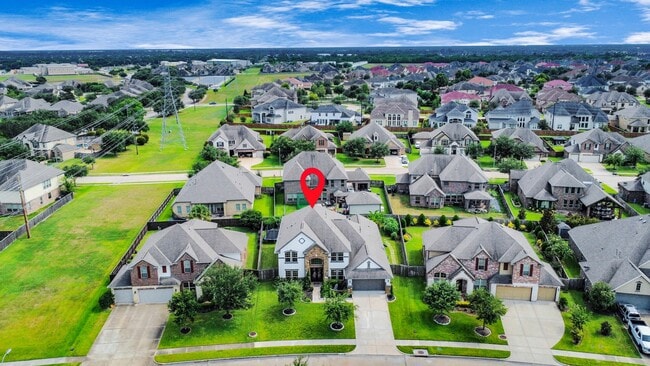 Foto del edificio - 26407 Wooded Hollow Ln