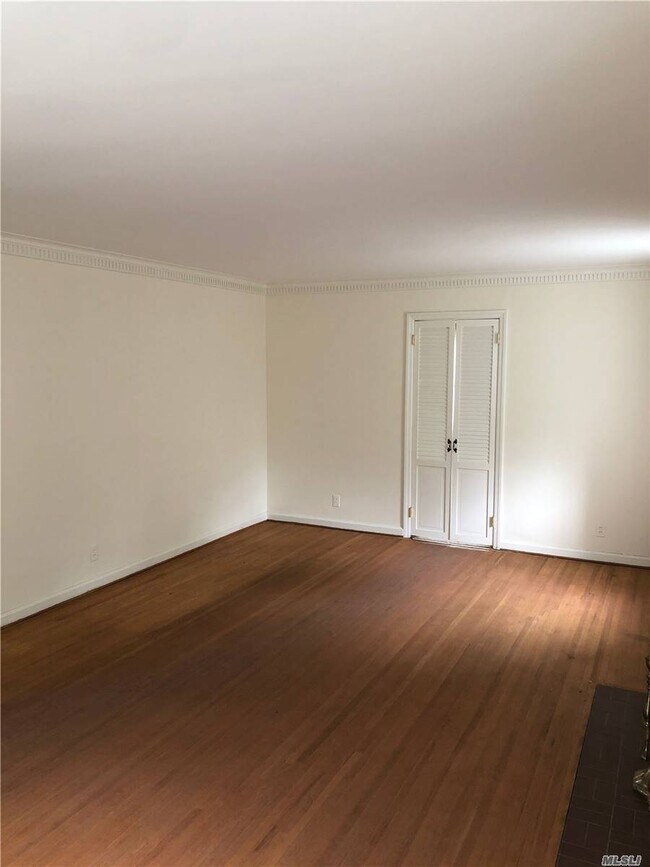 Foto del edificio - 187 Charles St