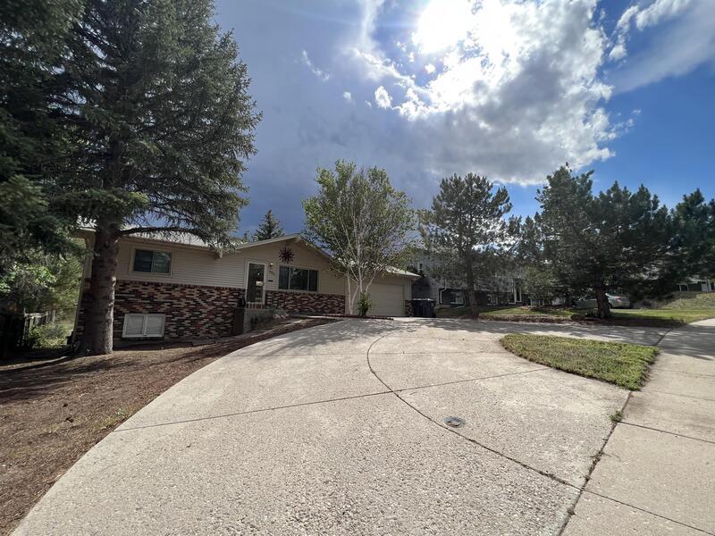 Foto principal - 700 Cottonwood Dr