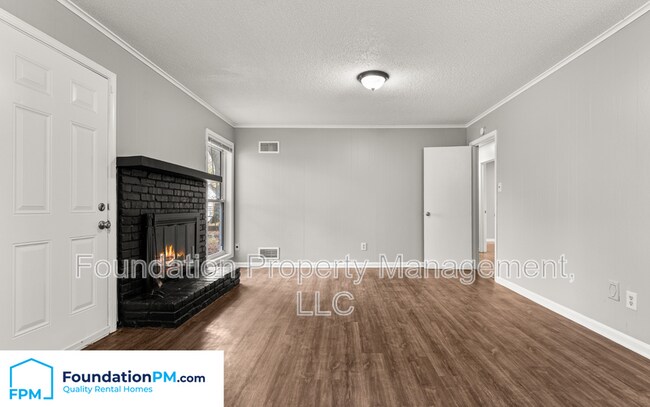 Foto del edificio - 5126 Kittie Lee Ln