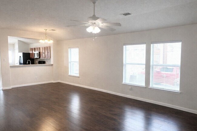 Foto del edificio - 20519 Lantern Springs Ln