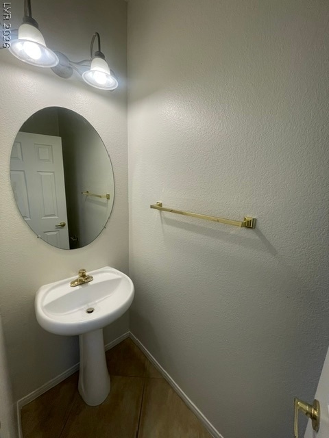 Building Photo - 251 Queens Ct
