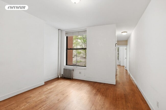 Building Photo - 245 W 115th St