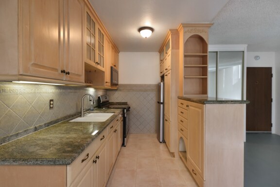 Foto del edificio - 250 Linden Ave