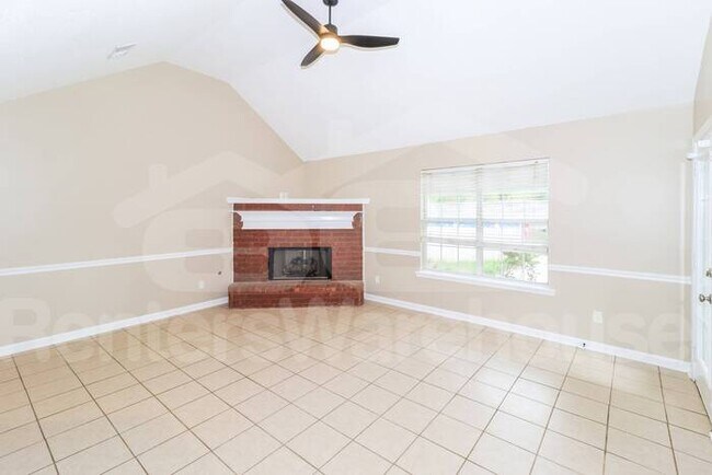 Building Photo - Nice Arlington Home