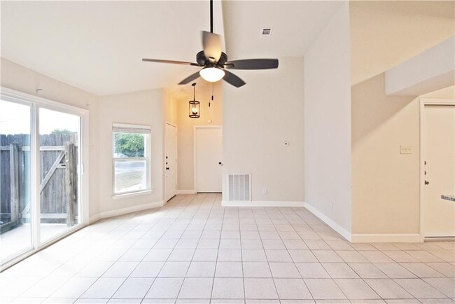 Building Photo - 16813 Whitebrush Loop