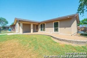 Building Photo - 9032 Spanish Cove
