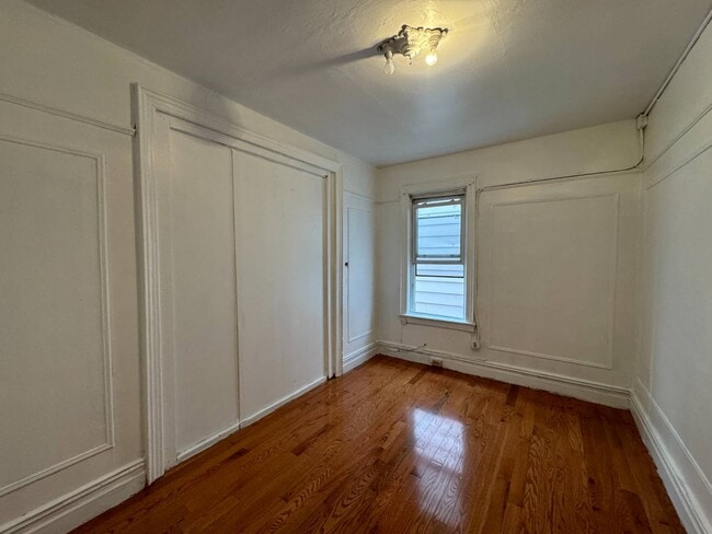 Building Photo - 1817 Amethyst St